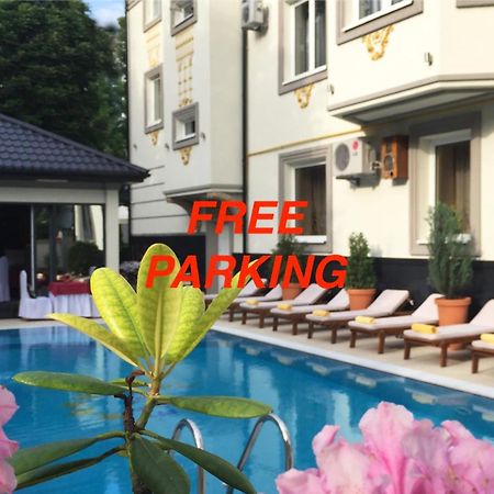 Eney Boutique Hotel Lemberg Exterior foto