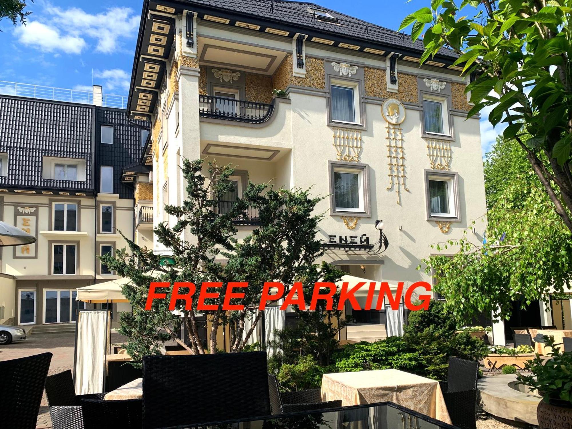 Eney Boutique Hotel Lemberg Exterior foto